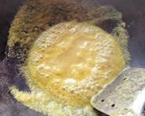 Foto langkah ke 2 dari resep Opor Ayam Telur Kuah Kuning.