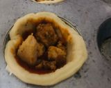 A picture of step 2 of Muffinizza (muffin+pizza).