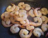 A picture of step 2 of Shrimp with Aurora Sauce.