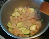 Foto del paso 4 de la receta: Arroz con gambas y calabacín