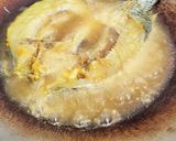 Foto langkah ke 2 dari resep Tips menggoreng ikan Anti Meledak.