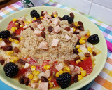 Foto del paso 1 de la receta: Ensalada de quinoa con frutas y pavo