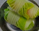Foto langkah ke 5 dari resep Sayur sawi gulung.