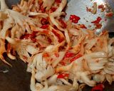 Foto langkah ke 3 dari resep Sambal Jamur.