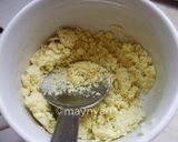 A picture of step 8 of Easy White Sauce in the Microwave.
