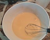 Foto del paso 3 de la receta: Muffins esponjosos de miel rellenos con dulce de leche🧁🧁