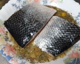Foto del paso 1 de la receta Salmón en air fryer con salsa cremosa de puerros y pimientos