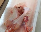 Foto langkah ke 1 dari resep SOP ayam sayur.