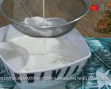 Foto langkah ke 3 dari resep Kue lapis kenyal cokelat moka.