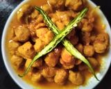 A picture of step 3 of Soybeans masala curry.