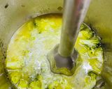 A picture of step 4 of Broccoli Soup with Walnuts.