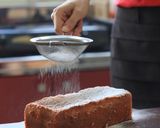 Foto langkah ke 9 dari resep Castella (Japanese Honey Sponge Cake) 🍯.