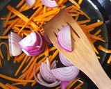 A picture of step 2 of Carrots Onion Stir Fry.
