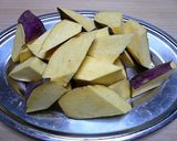 A picture of step 1 of [Farmhouse Recipe] Caramelized Hard Candy Coated Sweet Potatoes.