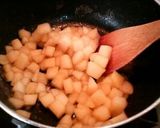 A picture of step 3 of Apple Chunk Filling.
