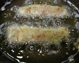 A picture of step 8 of Fried Cabbage Shiso Pork Roll.