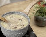 Foto langkah ke 4 dari resep Sup Ayam Jamur.