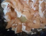 A picture of step 2 of Chicken Tikka puratha roll.