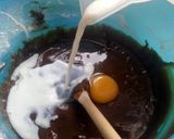 A picture of step 4 of Ginger cake with orange drizzle.
