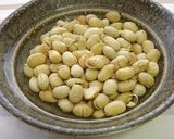 A picture of step 1 of Kinako (Toasted Soy Bean Flour) Made with Soybeans Leftover From Setsubun + Kinako Mochi.