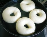 A picture of step 12 of Soft Bagels.