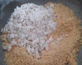 A picture of step 2 of Coconut suji laddu.