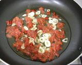 A picture of step 6 of Fragrant with Garlic! Umeboshi and Tuna Aglio, Olio e Peperoncino.