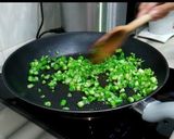A picture of step 4 of Preserved Duck Meat And Chinese Sausage Fried Rice.
