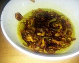 A picture of step 1 of spicy tomato rice & crispy chicken wings.
