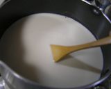 A picture of step 3 of Simple & Jiggly Egg Custard Pudding.