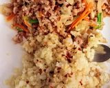 A picture of step 4 of Sausage egg roll bowl.