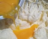 Foto langkah ke 2 dari resep Marmer cake.