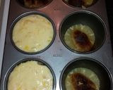 A picture of step 7 of Pineapple upsidedown muffincakes.