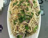 A picture of step 4 of Veg. Chaomein.