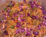 Foto do passo 4 de Repolho roxo Refogado 🥬