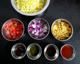 A picture of step 1 of Bhel puri.