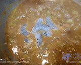 Foto del paso 5 de la receta: Arroz con níscalos, espárragos trigueros, langostinos y salsa romesco
