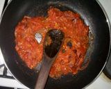 A picture of step 2 of Fish balls in sauce.