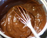 A picture of step 4 of Coffee-Flavored Chocolate Oreo Mousse.