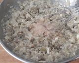 Foto del passaggio 16 della ricetta Polpette di melanzane, feta e menta su crema di ceci alle noci