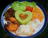 Foto langkah ke 1 dari resep Nasi Uduk Hijau Megicom.