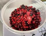 Une image de l'étape 1 de Flan pâtissier aux fruits rouges et cranberries.