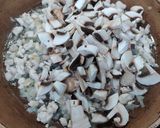 عکس مرحله 4 از دستور گراتن مرغ، قارچ و سیب‌زمینی