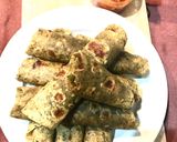 A picture of step 4 of Leftover dal palak thepla.