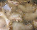 Gambar langkah 3 resipi Sup Ayam Simple.