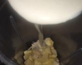 A picture of step 2 of Vegan Apple shake.