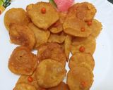 A picture of step 8 of Crispy atta papri.