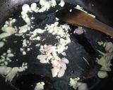 Foto langkah ke 4 dari resep Mie Goreng Instant.