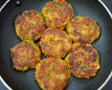 A picture of step 4 of Pumpkin Flowers Tikki.