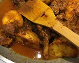 A picture of step 6 of Railway mutton curry.